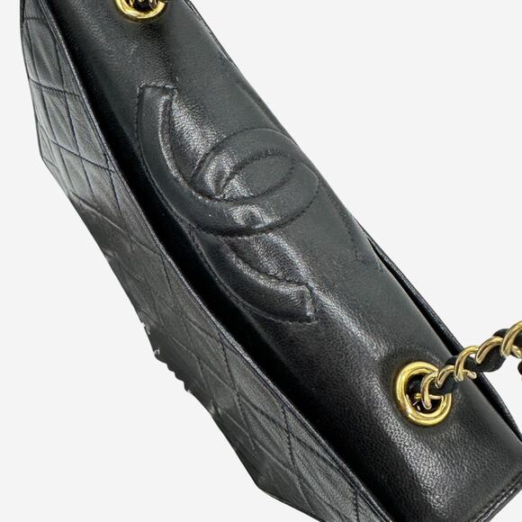 Chanel Black Lambskin Full Flap Shoulder Bag - Picture 7 of 16